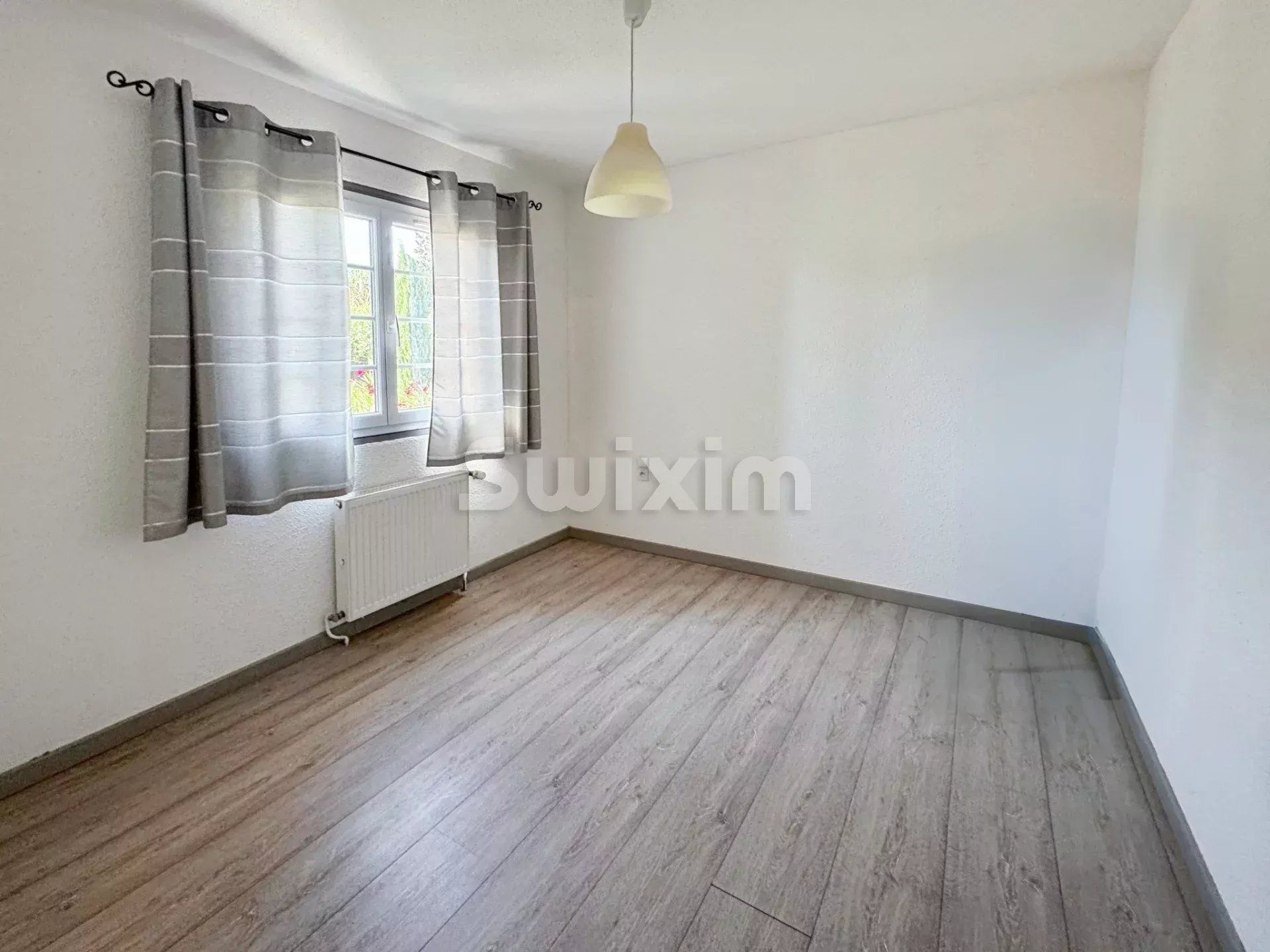 propriété 5 Pièces en vente sur Colonzelle (26230)