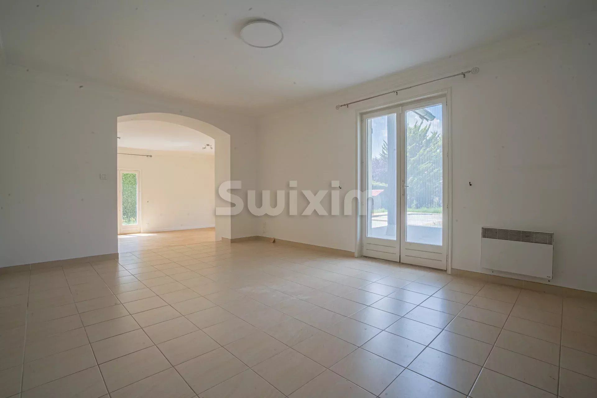 maison 8 Pièces en vente sur Cessy (01170)