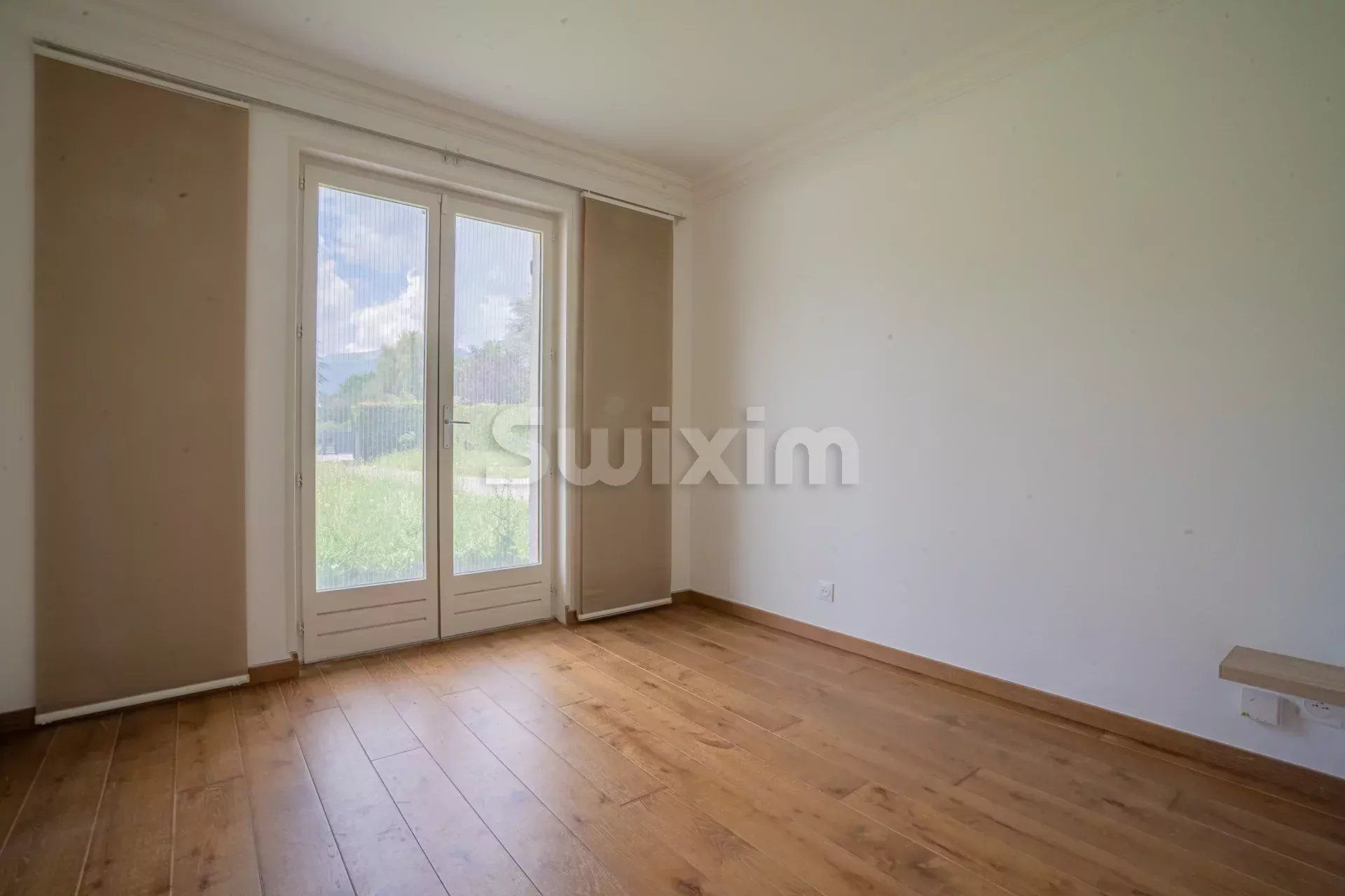 maison 8 Pièces en vente sur Cessy (01170)