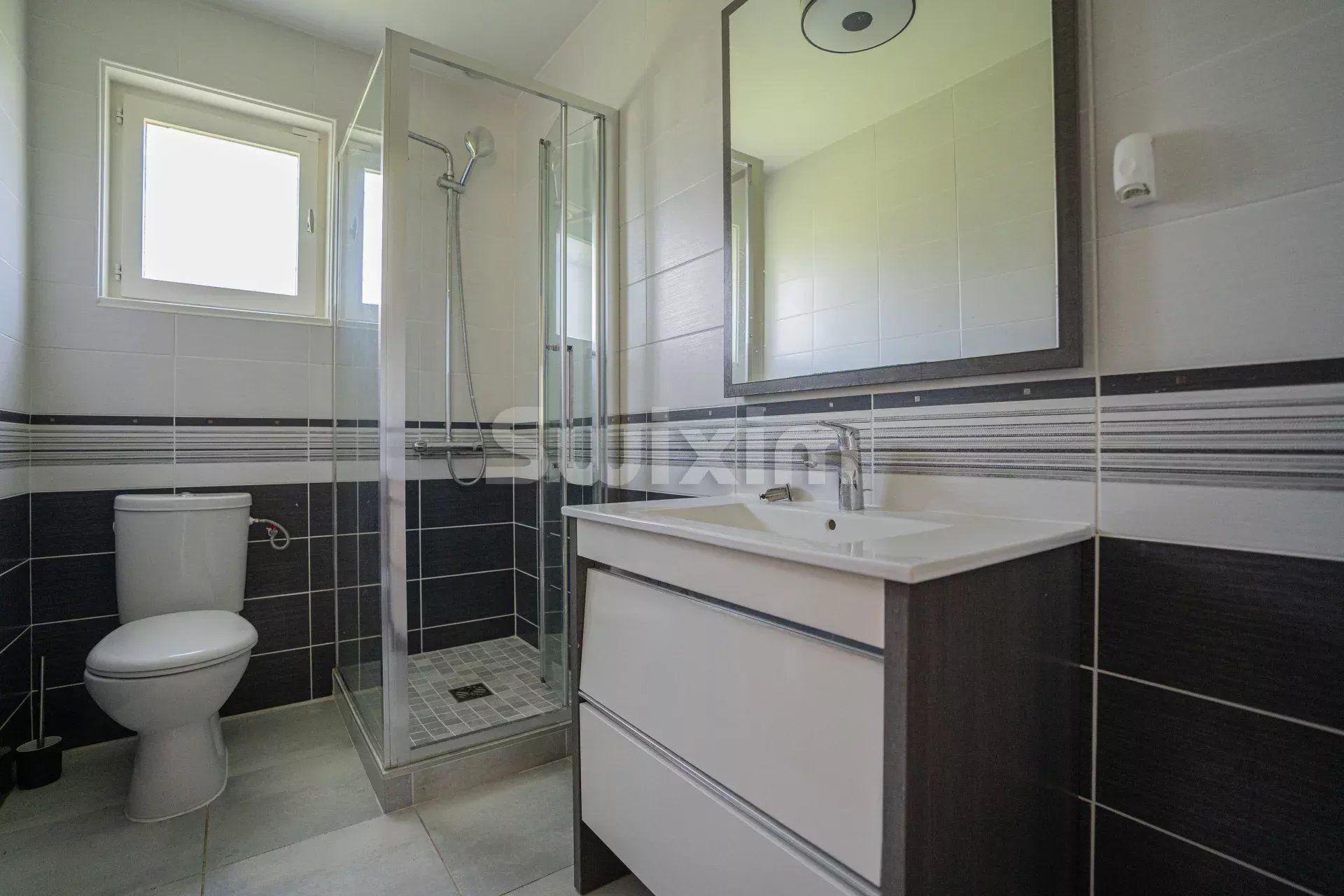 maison 8 Pièces en vente sur Cessy (01170)