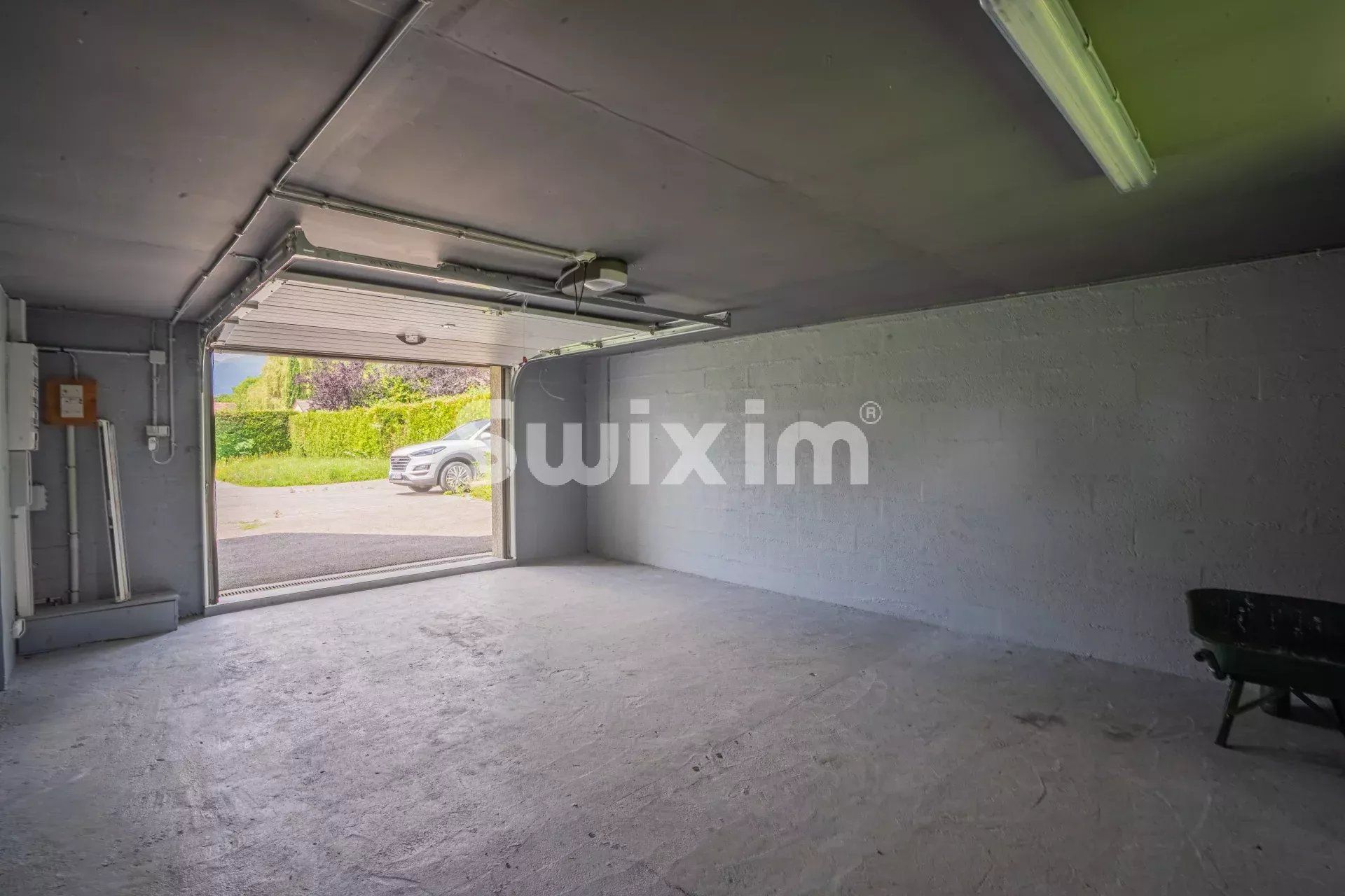 casa 8 Quartos para venda sobre Cessy (01170)