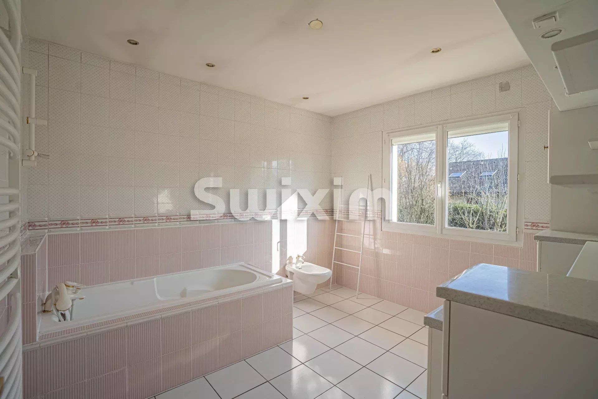 maison 6 Pièces en vente sur Prévessin-Moëns (01280)