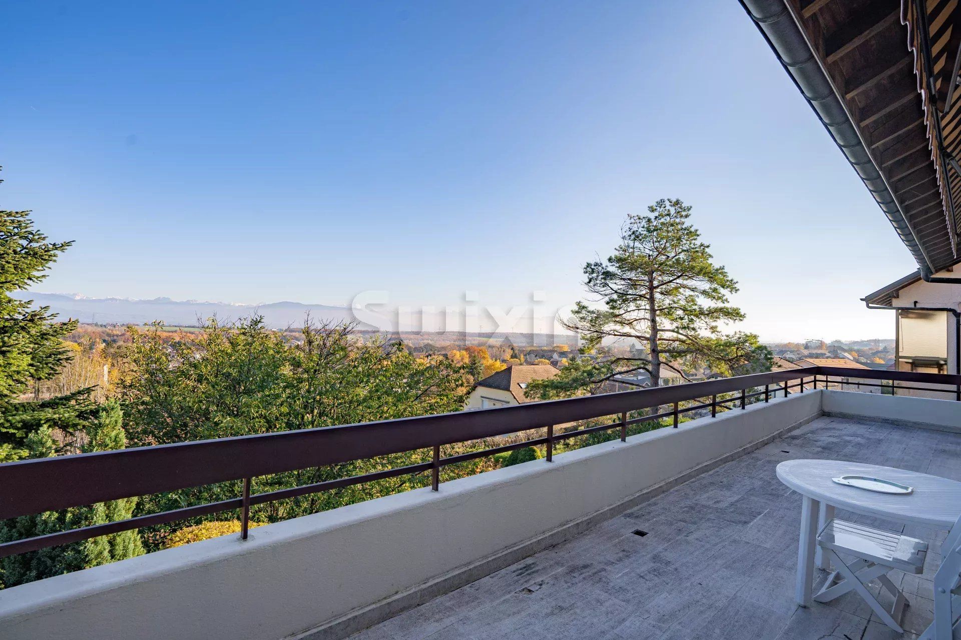 haus 9 Zimmer zum verkauf auf Divonne-les-Bains (01220)