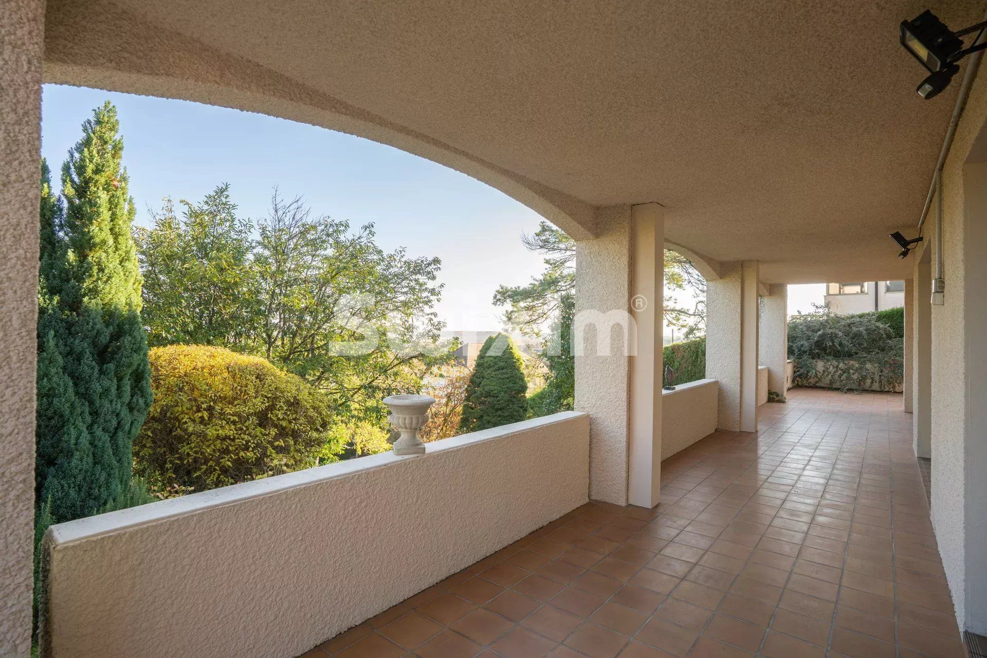 casa 9 Quartos para venda sobre Divonne-les-Bains (01220)