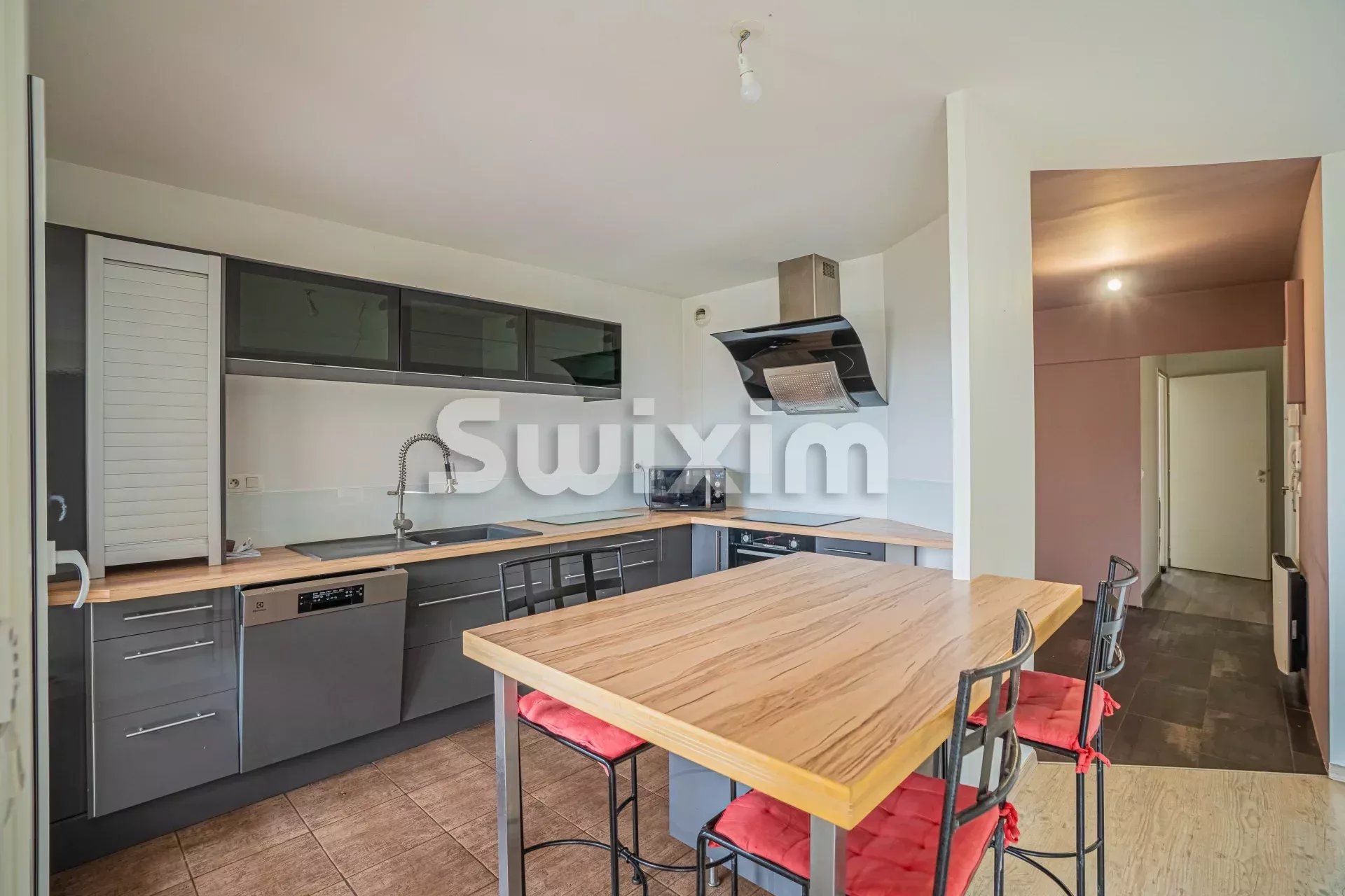 appartamento 4 Camere in vendita su Divonne-les-Bains (01220)