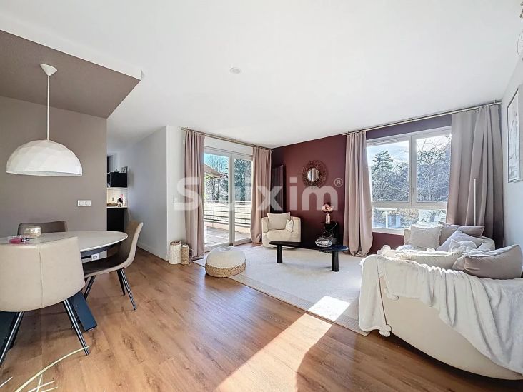 Sale Apartment Divonne-les-Bains 4&nbsp;Rooms 84&nbsp;m²