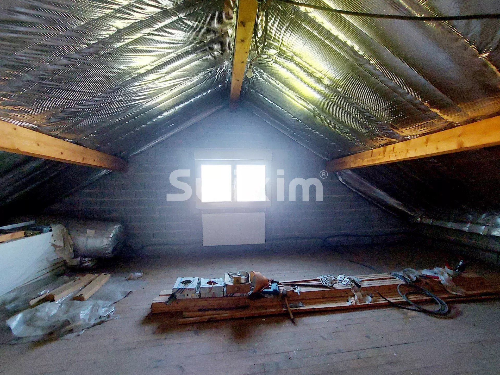 house 5 Rooms for sale on Prévessin-Moëns (01280)