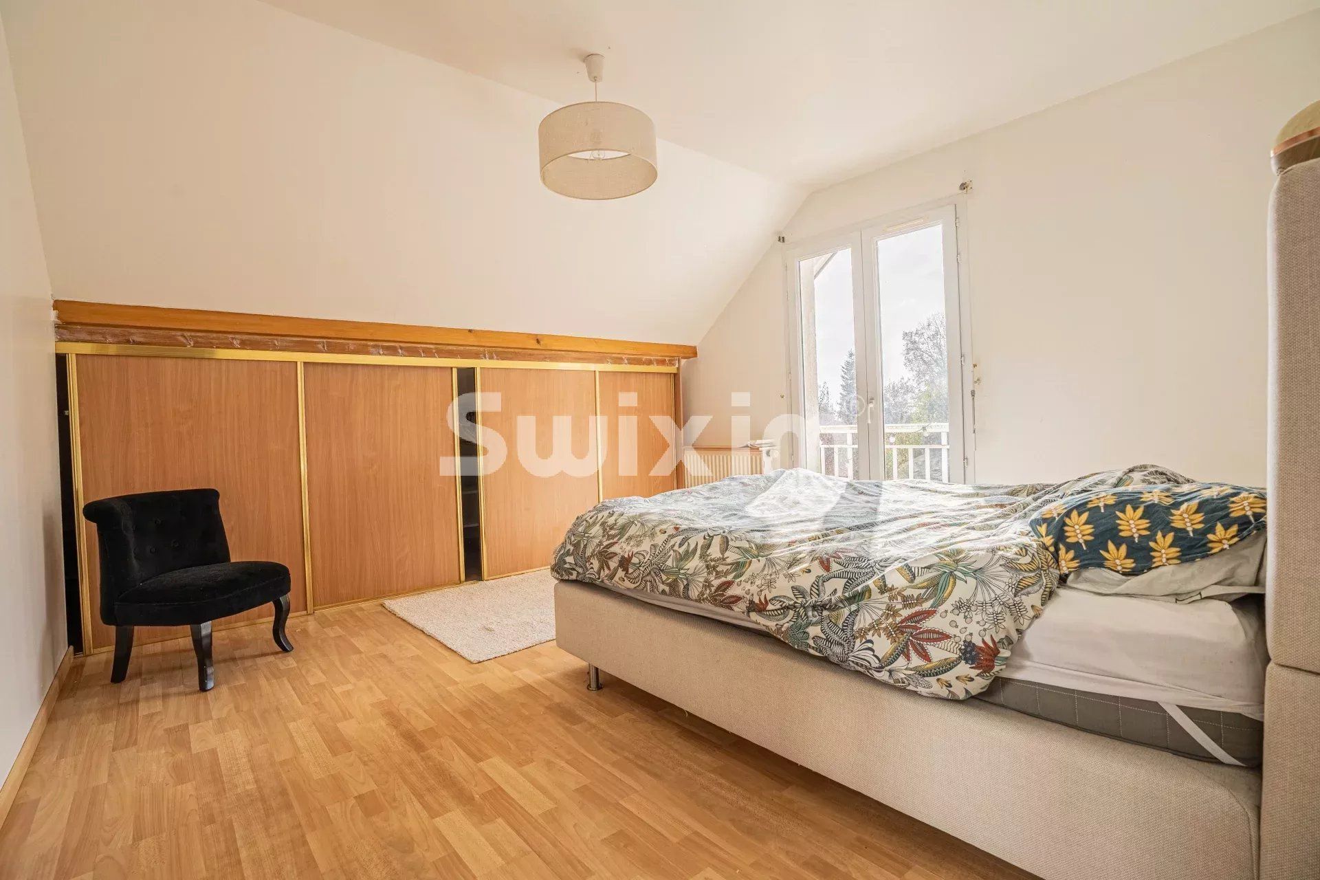 casa 6 Quartos para venda sobre Thoiry (01710)