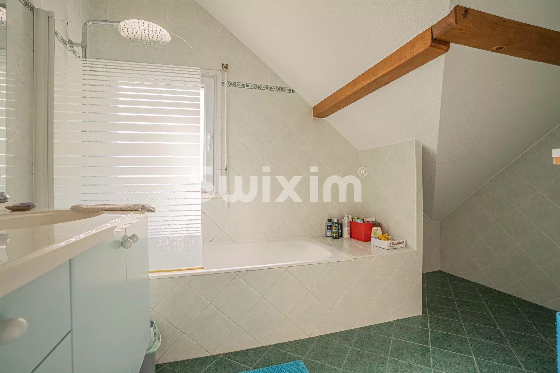 casa 6 Quartos para venda sobre Thoiry (01710)