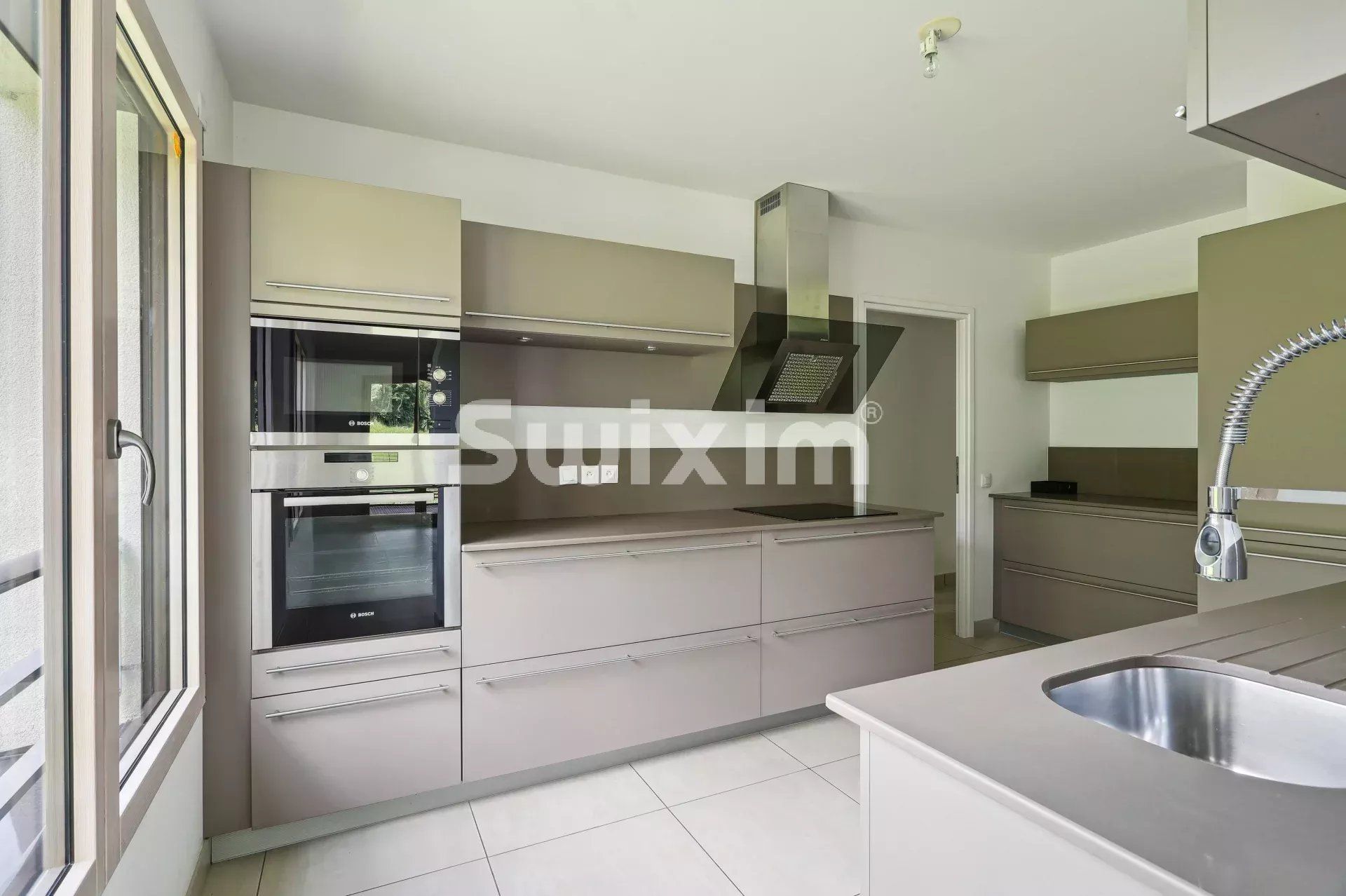 appartamento 4 Camere in vendita su Divonne-les-Bains (01220)