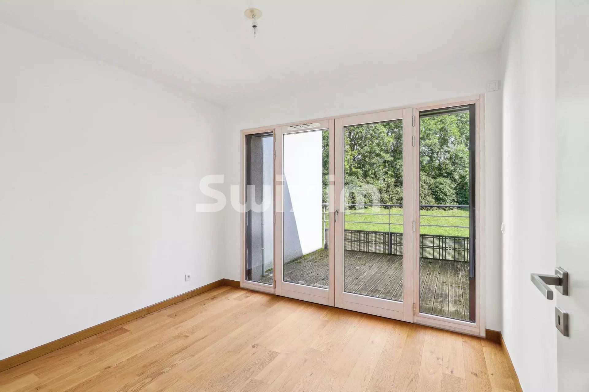 appartamento 4 Camere in vendita su Divonne-les-Bains (01220)