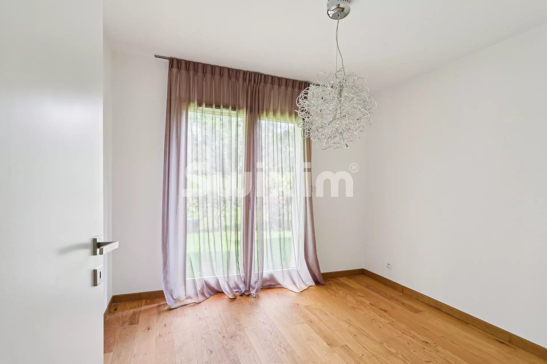 appartamento 4 Camere in vendita su Divonne-les-Bains (01220)