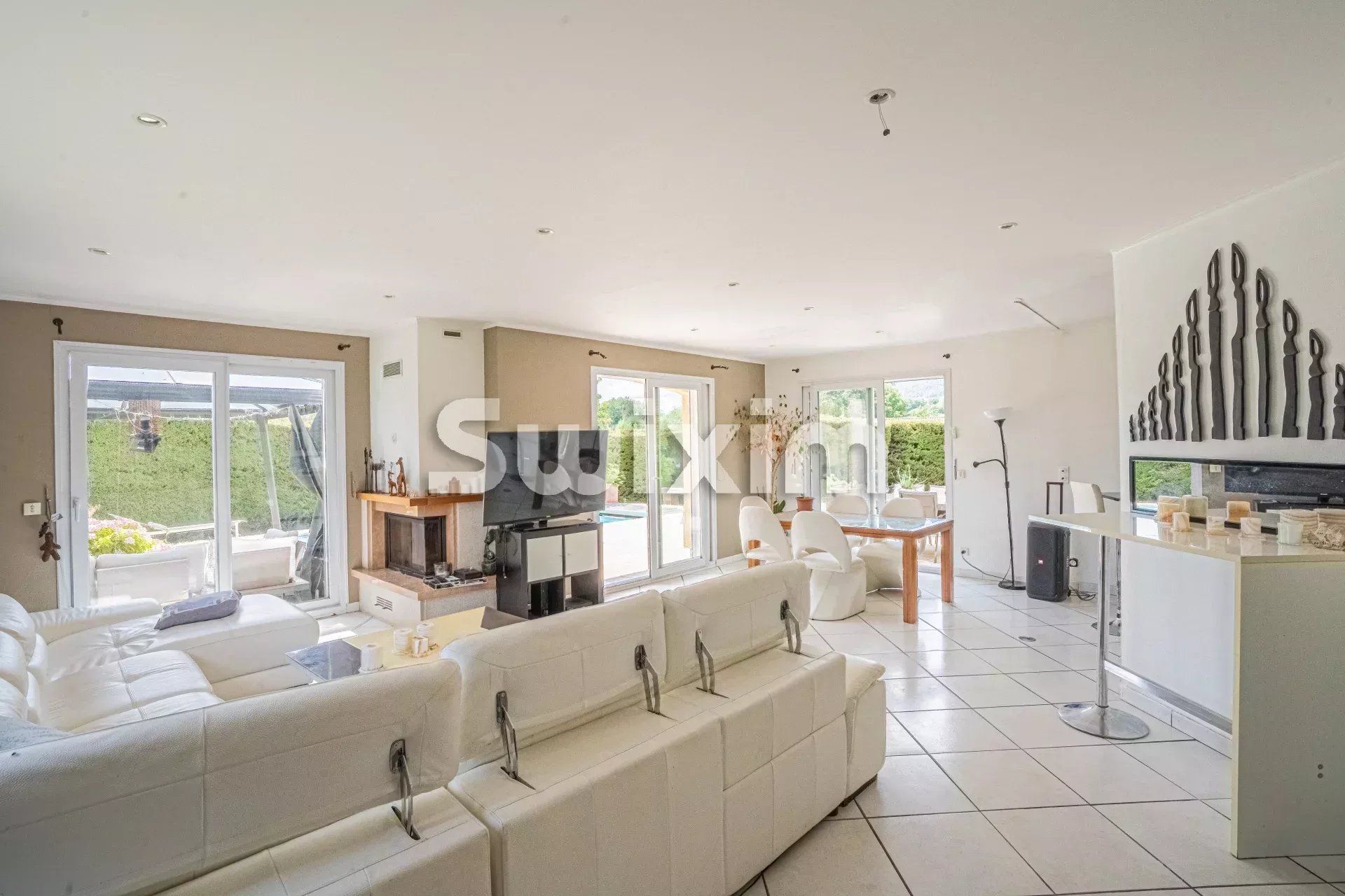 maison 7 Pièces en vente sur Échenevex (01170)