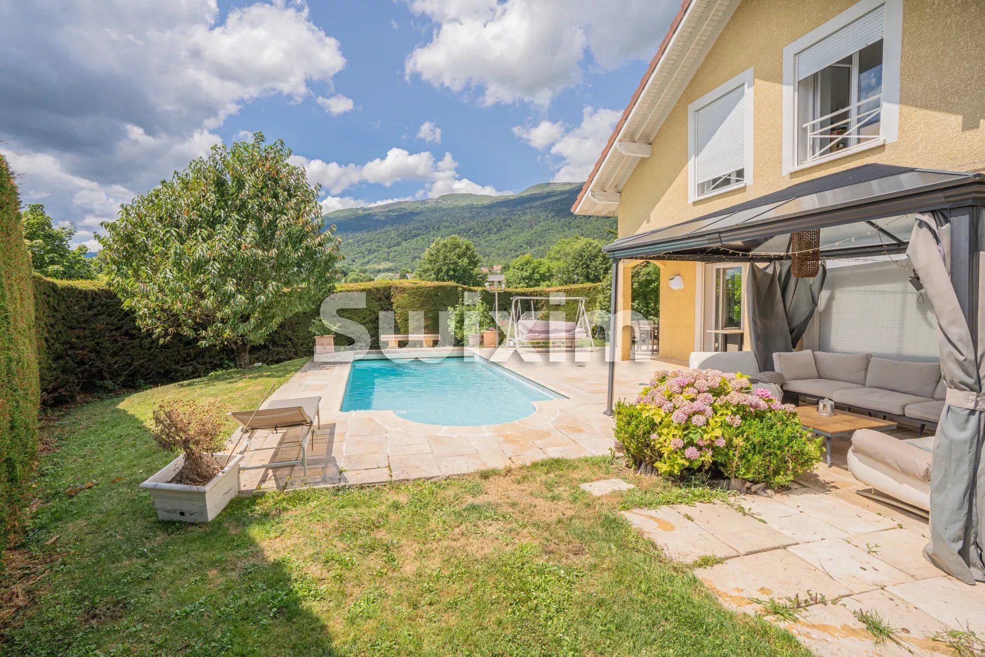 maison 7 Pièces en vente sur Échenevex (01170)