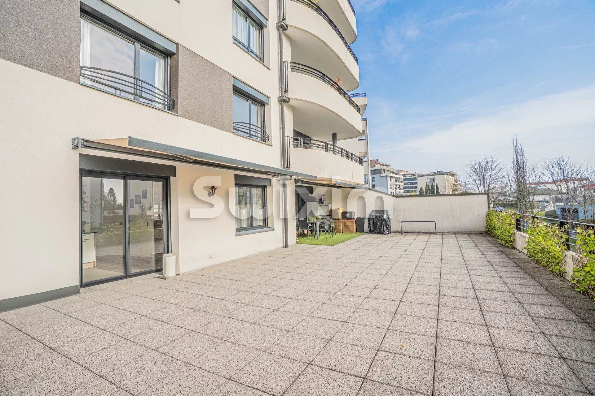appartement 6 Pièces en vente sur Saint-Genis-Pouilly (01630)