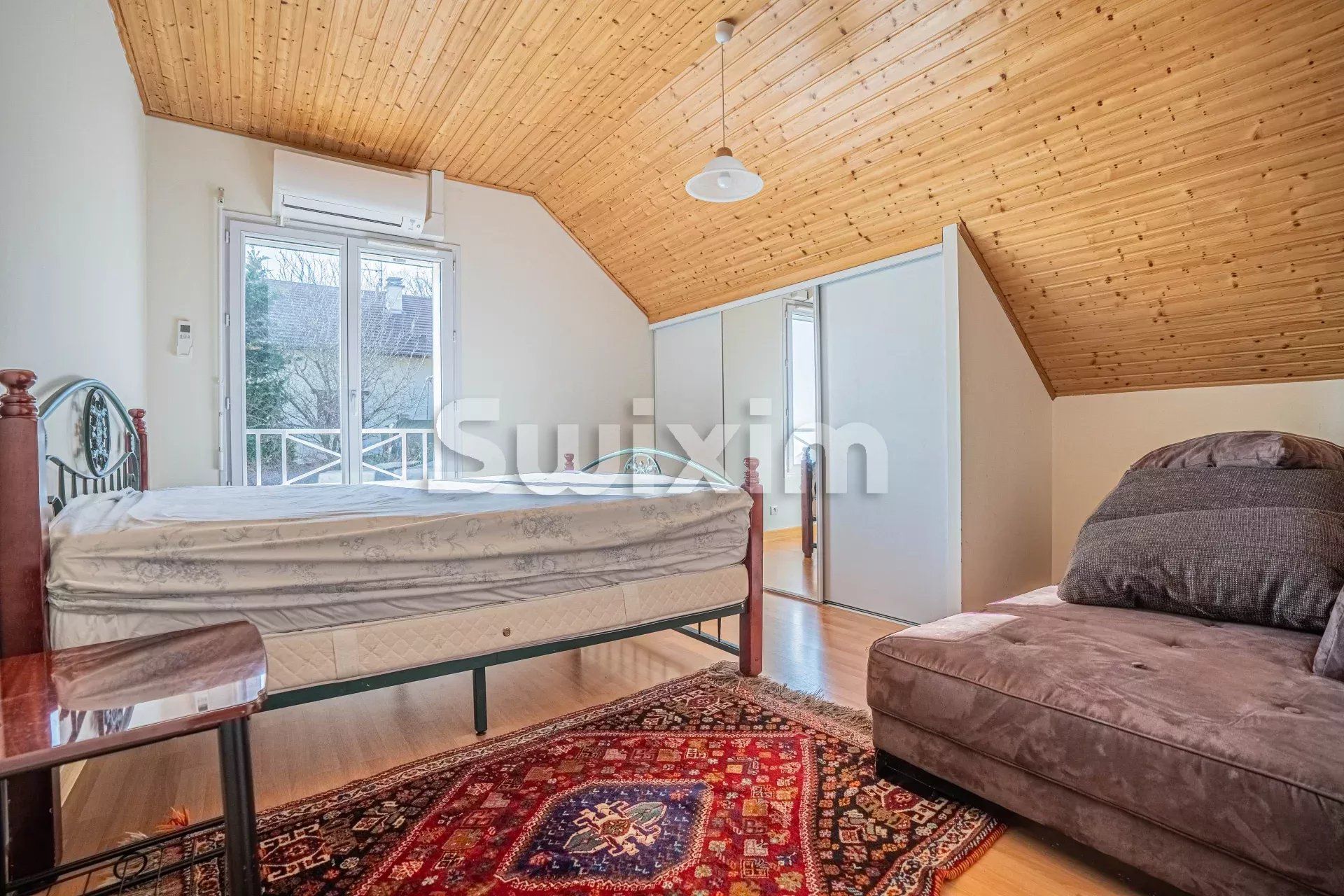 maison 8 Pièces en vente sur Crozet (01170)