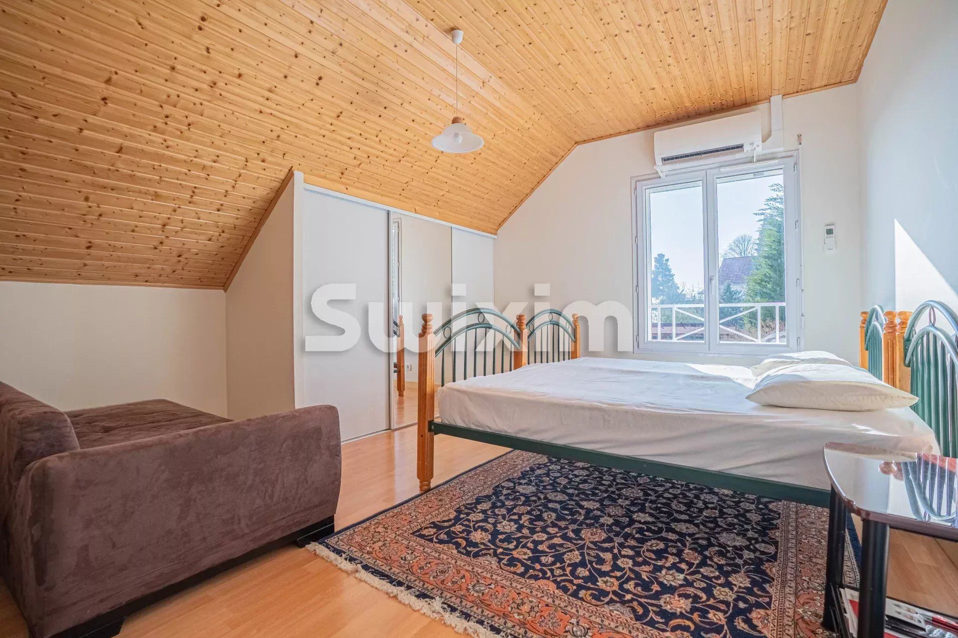 maison 8 Pièces en vente sur Crozet (01170)