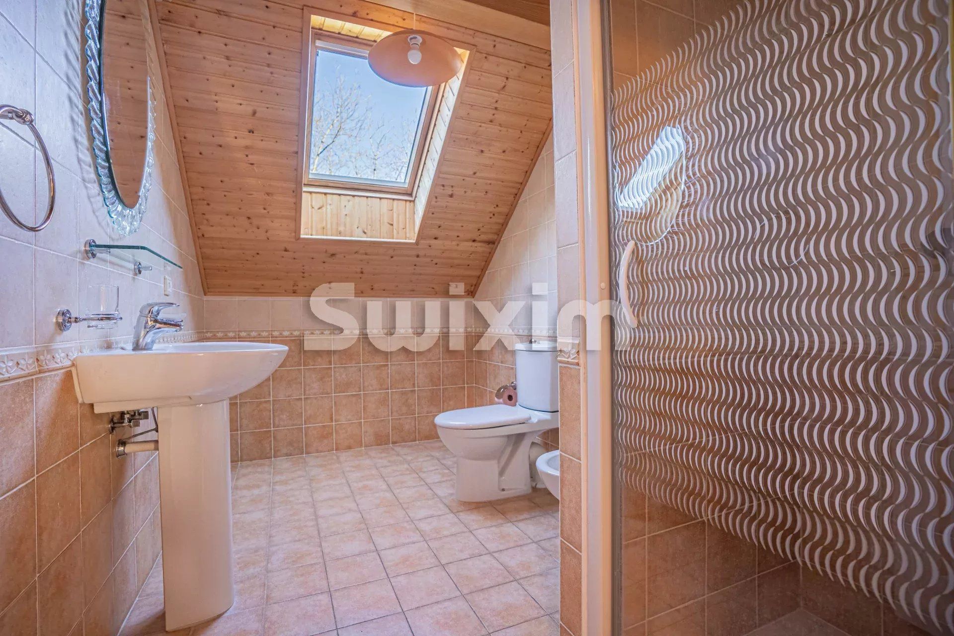 maison 8 Pièces en vente sur Crozet (01170)