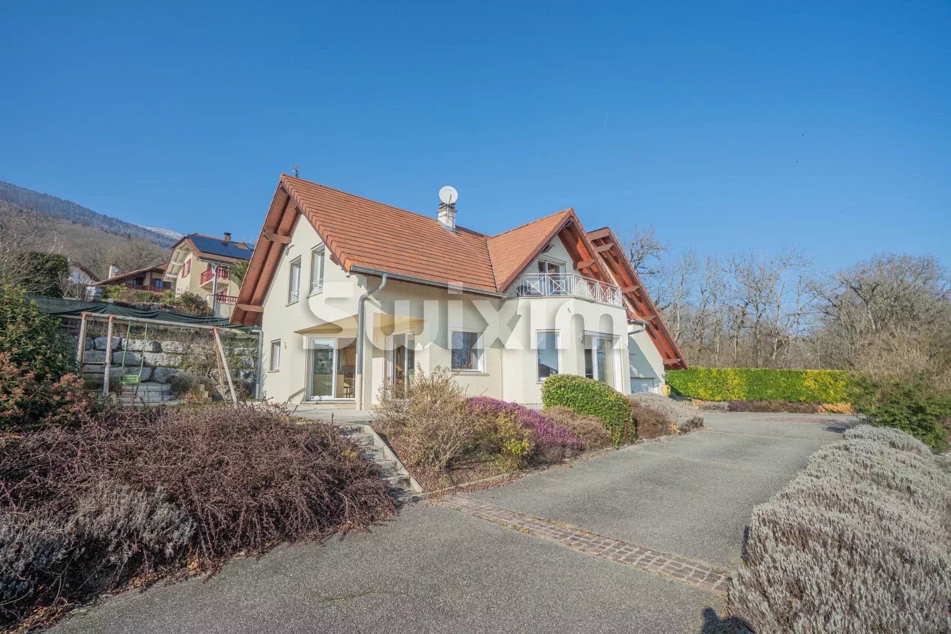 maison 8 Pièces en vente sur Crozet (01170)