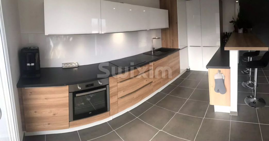apartment 3 Rooms for sale on Saint-Genis-Pouilly (01630) Sale Apartment Saint-Genis-Pouilly 3 Rooms 71 m²