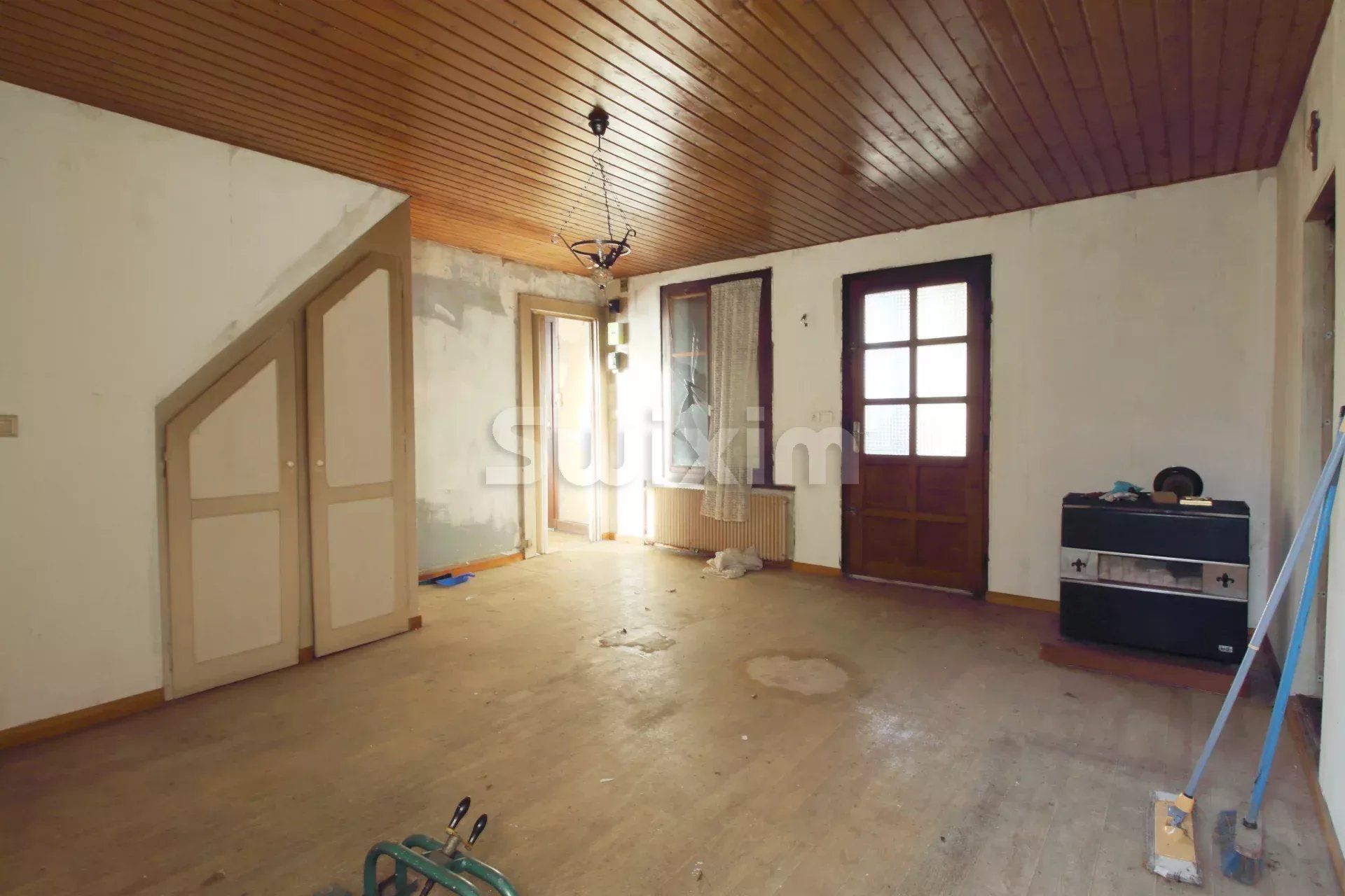 house 3 Rooms for sale on Saint-Hippolyte (25190)