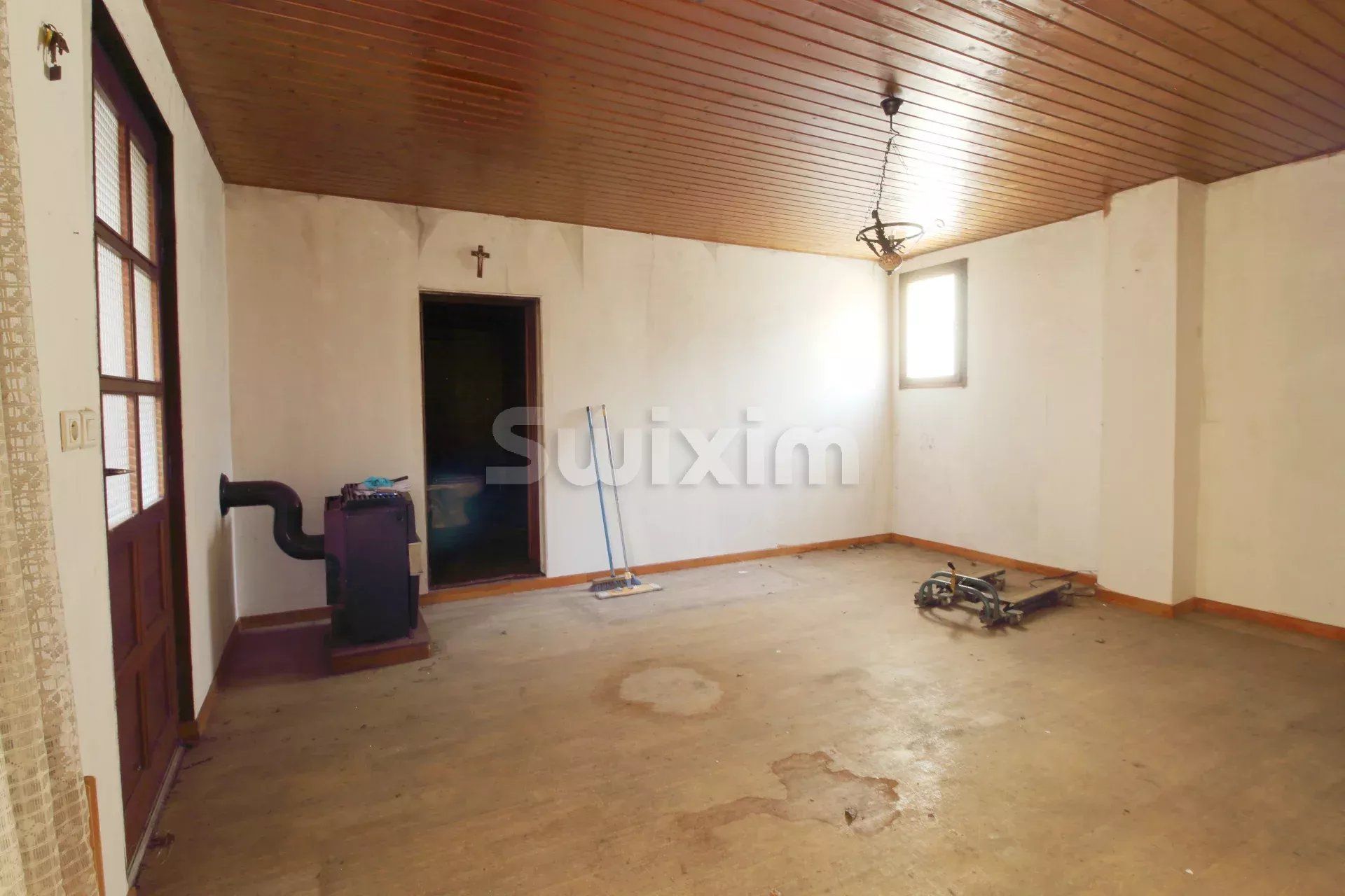 house 3 Rooms for sale on Saint-Hippolyte (25190)