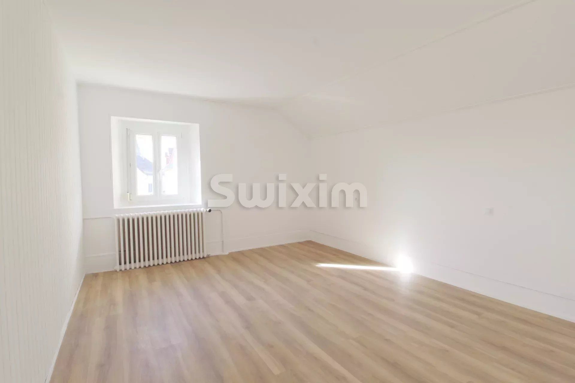 apartment 5 Rooms for sale on Charquemont (25140)