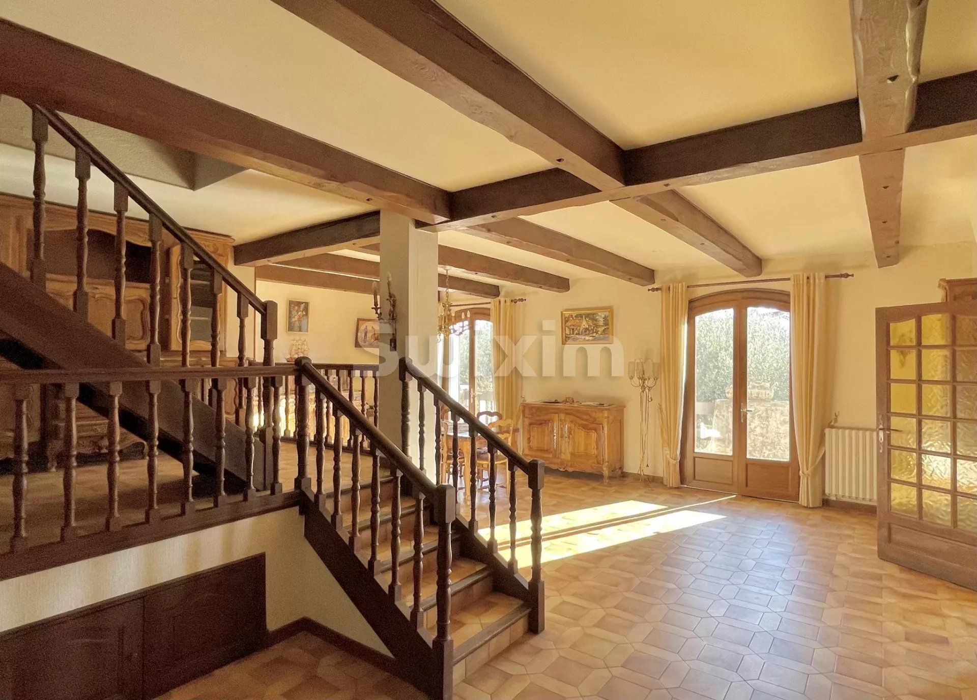 villa 6 Camere in vendita su Alès (30100)