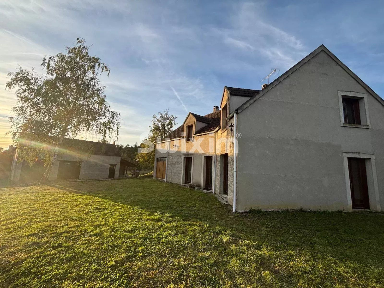 casa 6 Salas en venta en Avallon (89200)