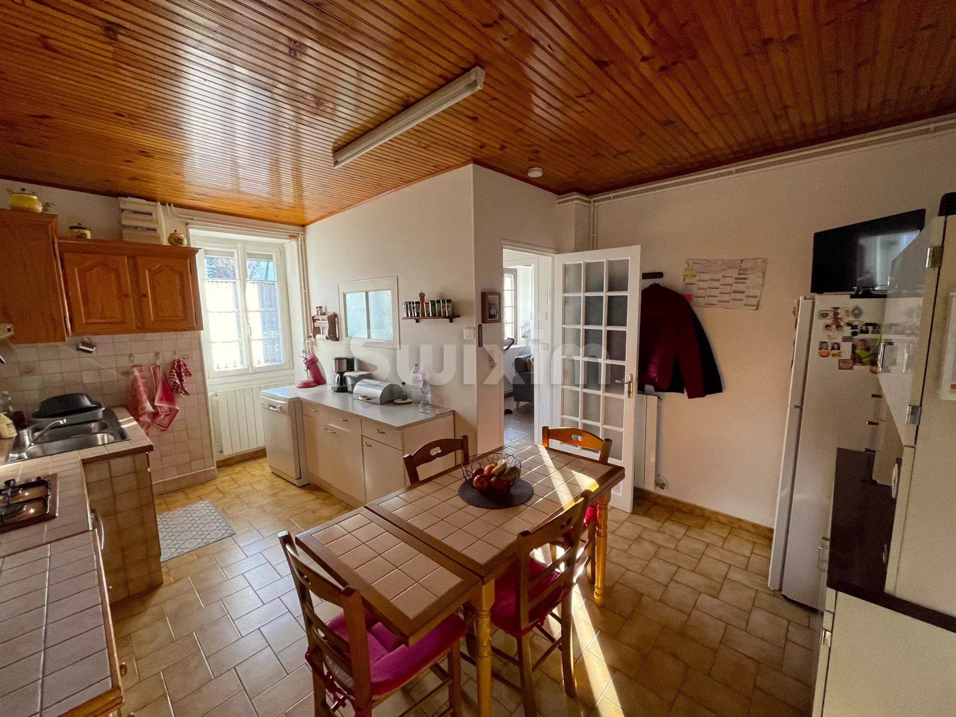 casa 4 Camere in vendita su Avallon (89200)