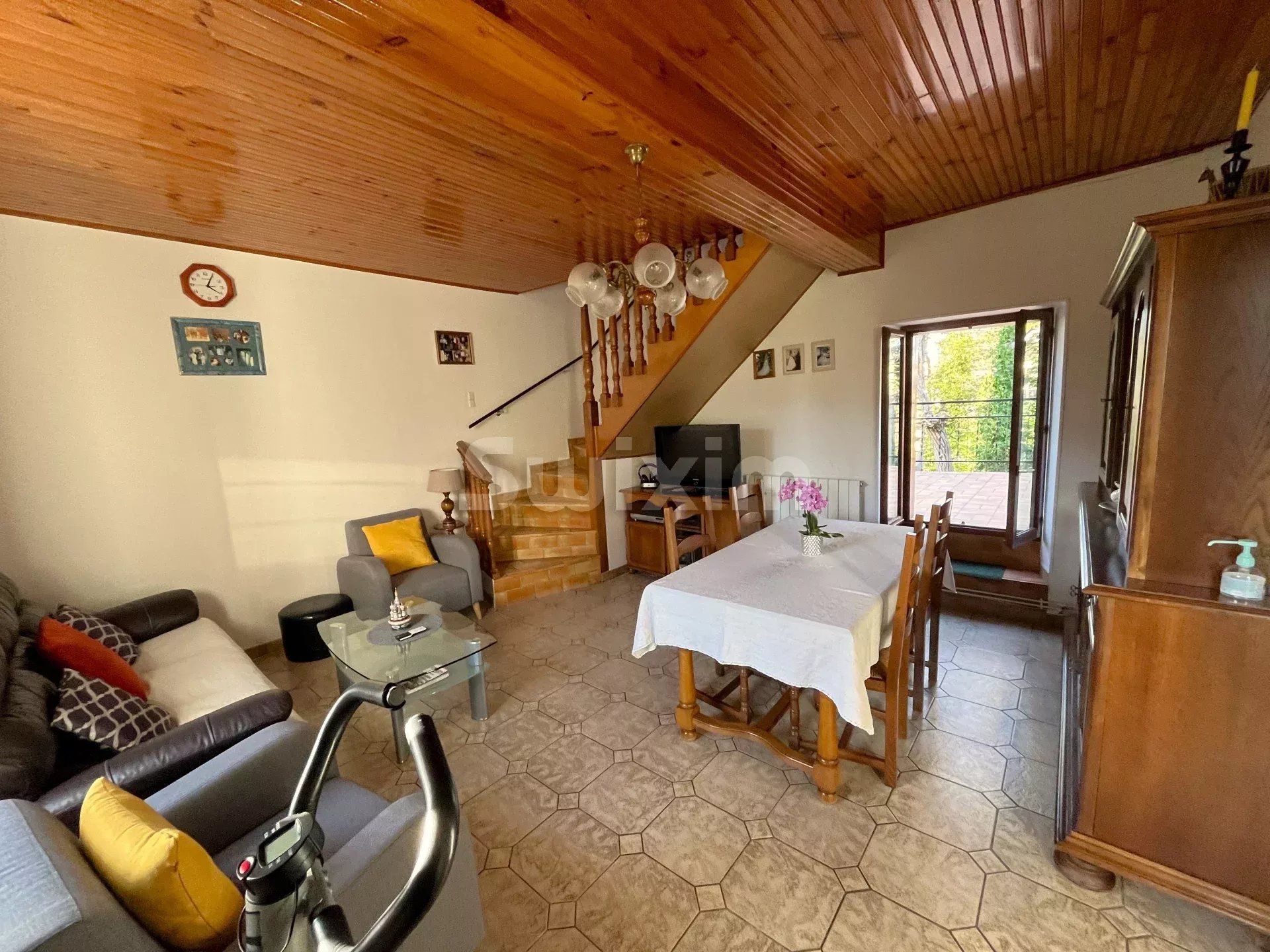 casa 4 Camere in vendita su Avallon (89200)