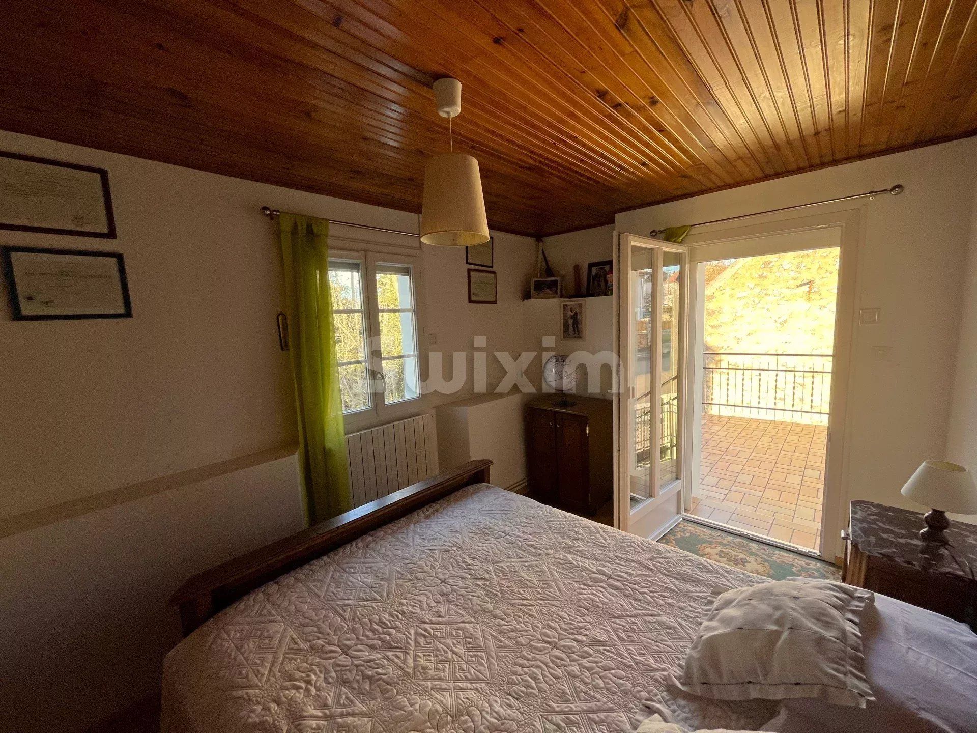 casa 4 Camere in vendita su Avallon (89200)