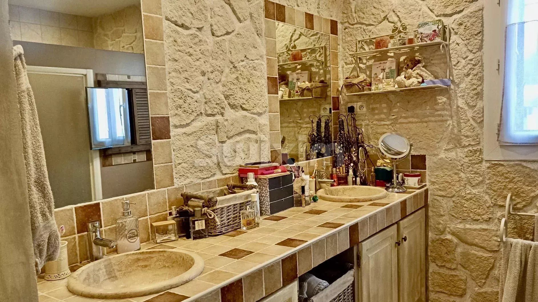 villa 5 Rooms for sale on Cornillon (30630)