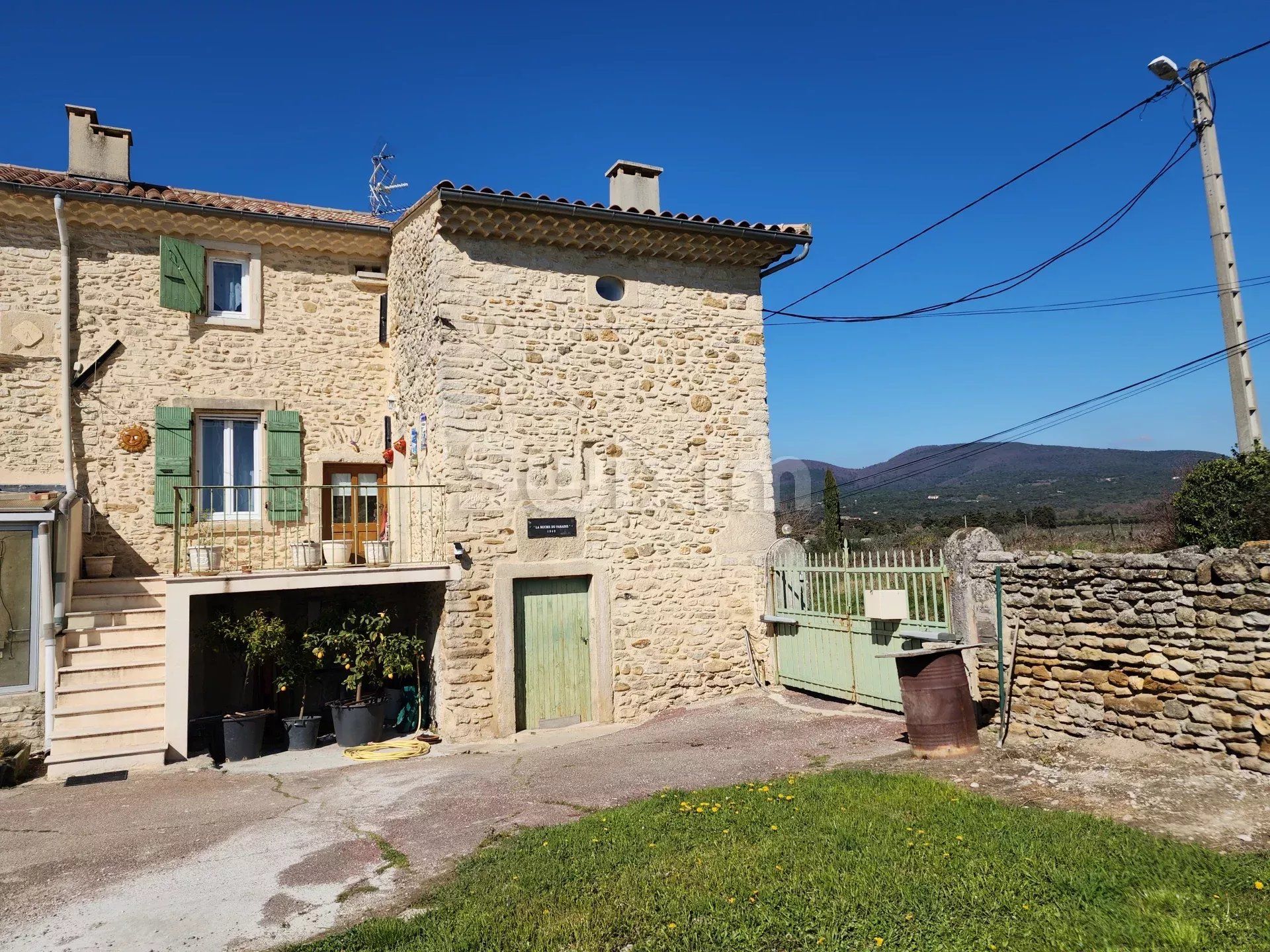 casa 5 Camere in vendita su Taulignan (26770)