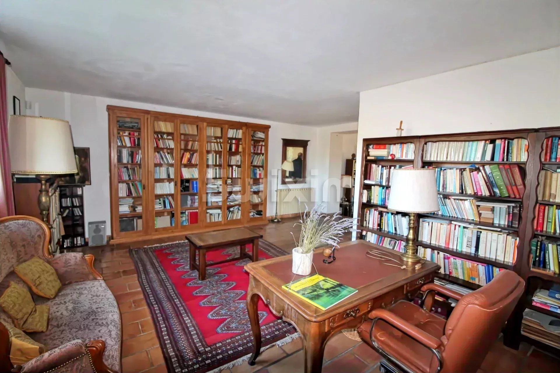 mas 10 Salas en venta en Grignan (26230)