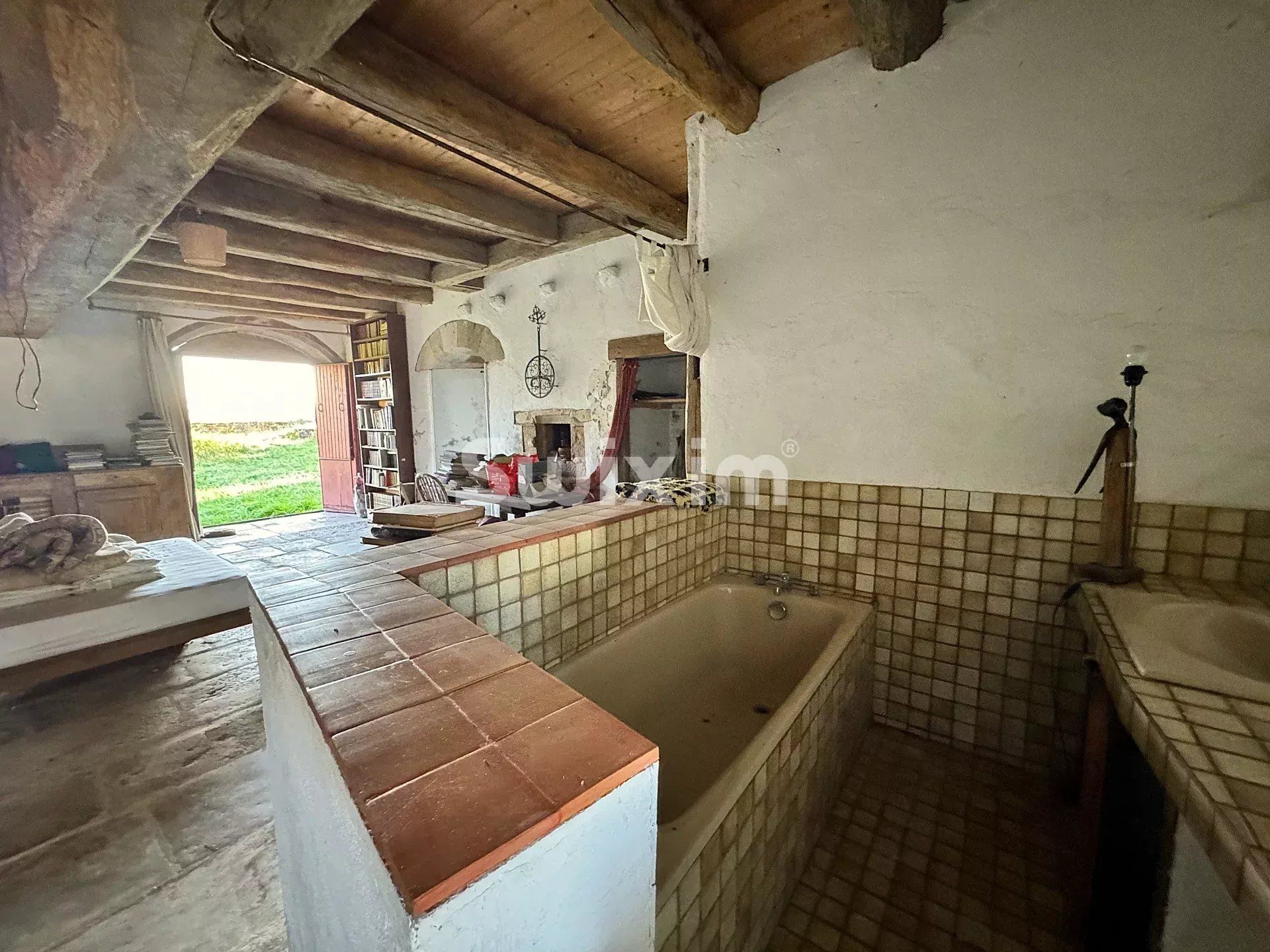 castelo para venda sobre Avallon (89200)