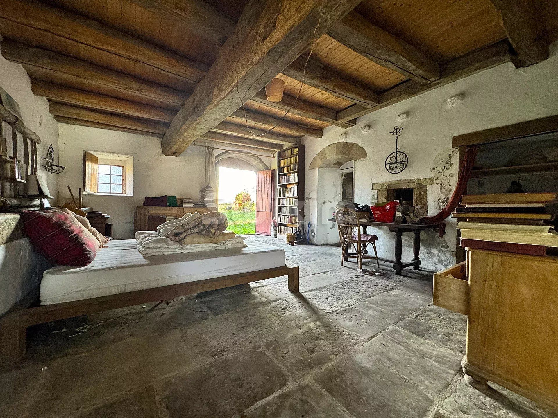 château en vente sur Avallon (89200)