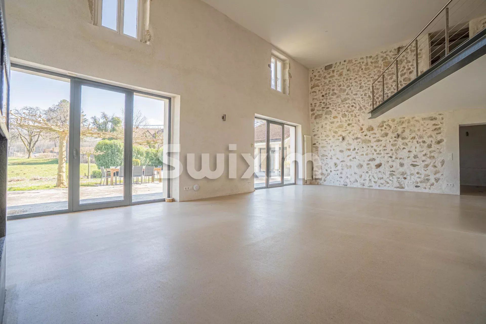 maison 10 Pièces en vente sur Divonne-les-Bains (01220)