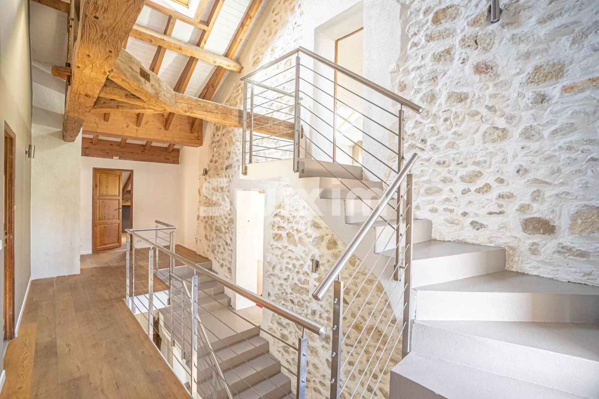 casa 10 Salas en venta en Divonne-les-Bains (01220)