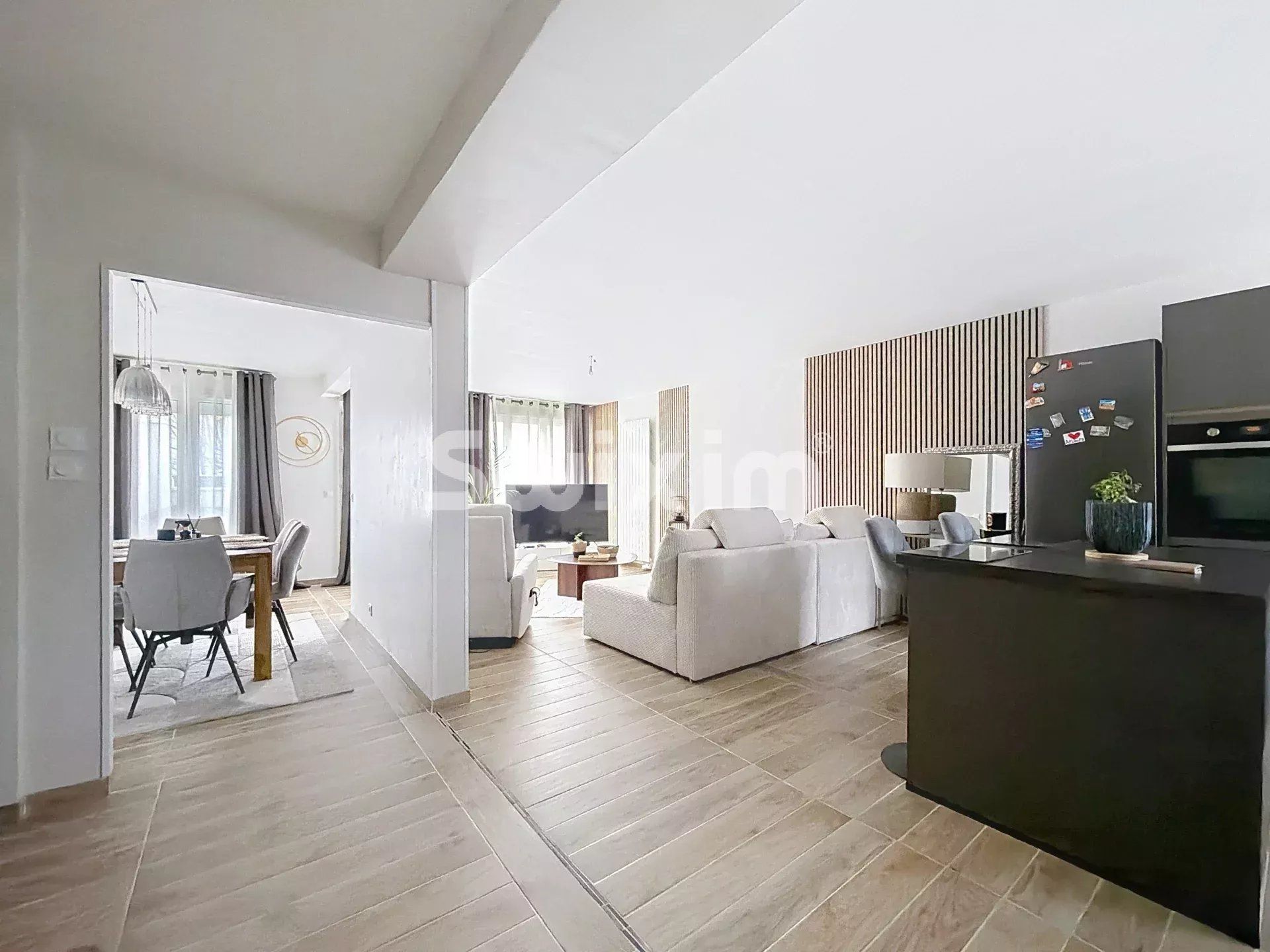 appartamento 4 Camere in vendita su Gex (01170)