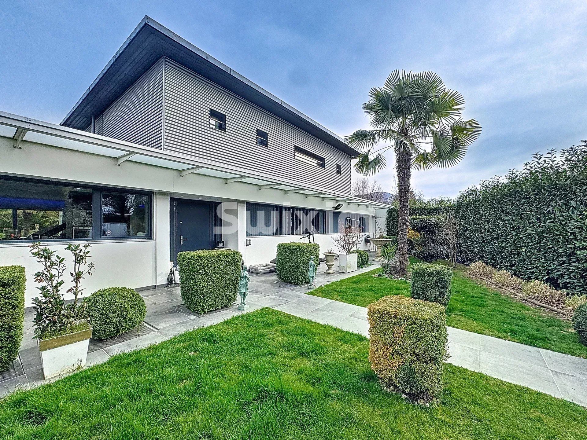 maison 8 Pièces en vente sur Thônex (1226)