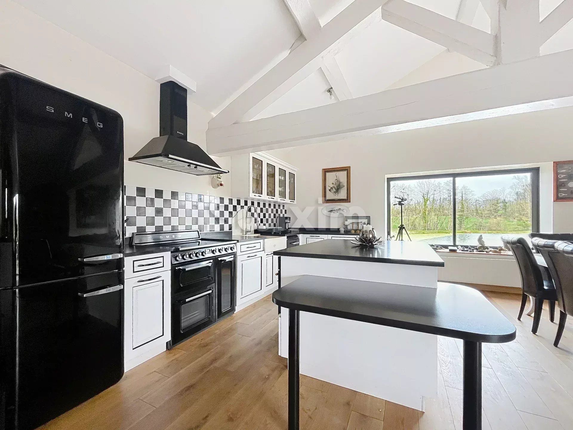 propiedad 12 Salas en venta en Châtillon-sur-Chalaronne (01400)