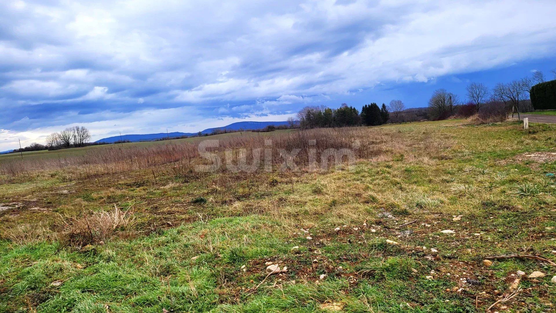 terreno edificable en venta en Lons-le-Saunier (39000)
