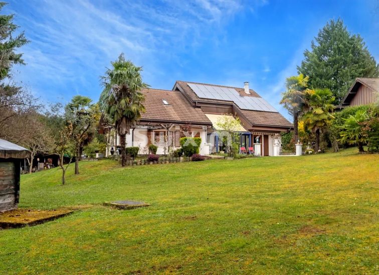 Sale House Sciez 7&nbsp;Rooms 215&nbsp;m²