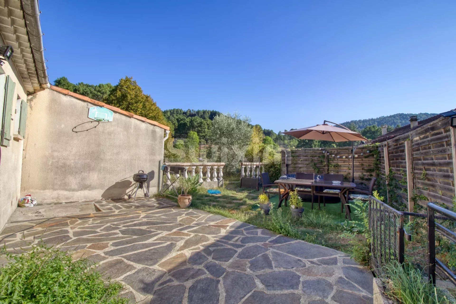 house 6 Rooms for sale on Sainte-Cécile-d'Andorge (30110)