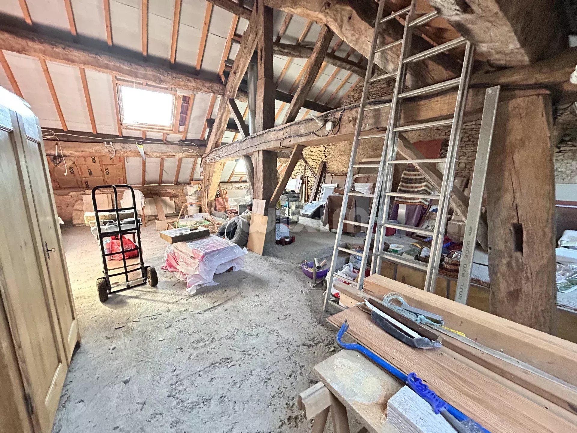 house 3 Rooms for sale on Champlitte (70600)