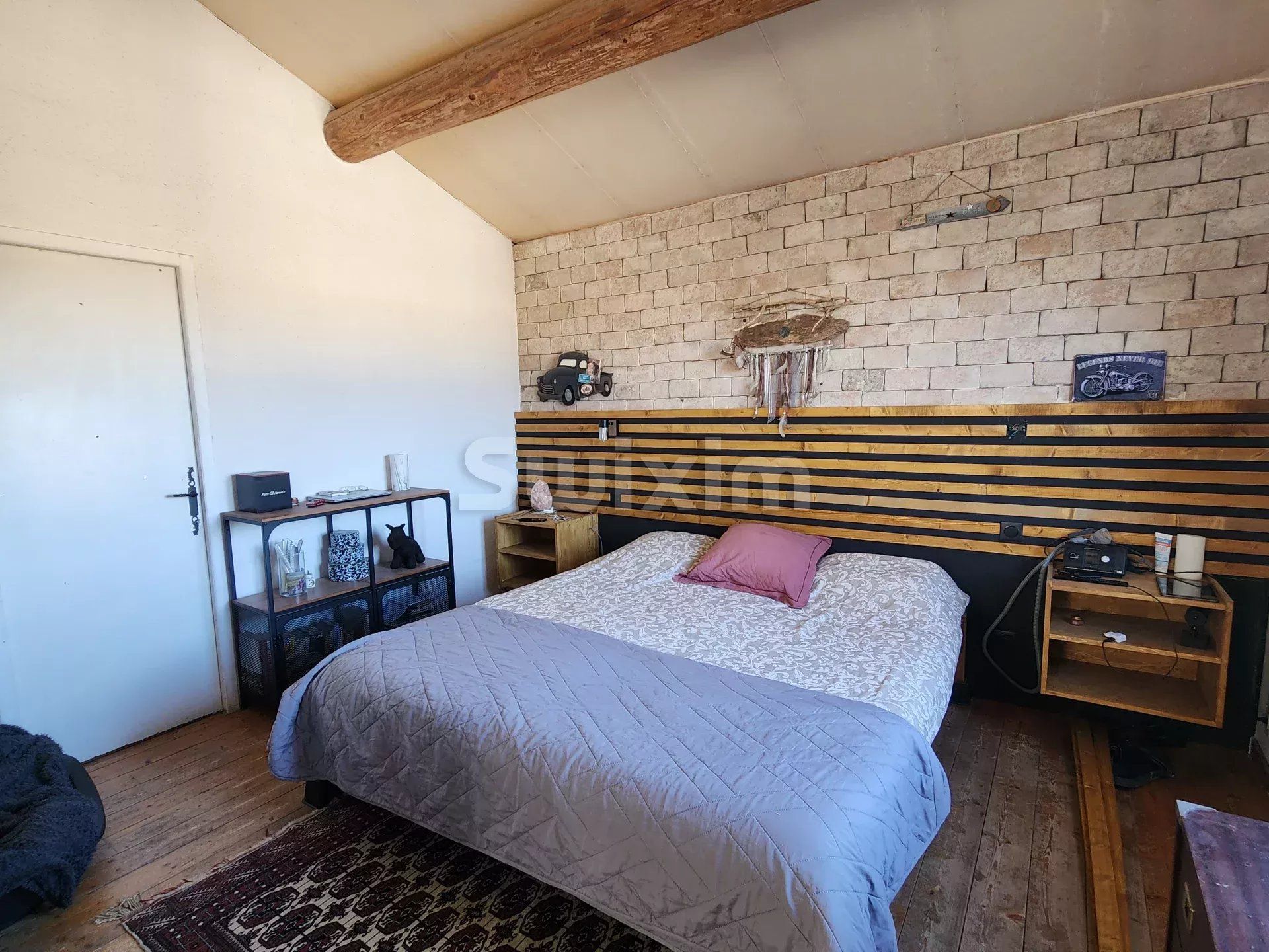 house 2 Rooms for sale on Grignan (26230)