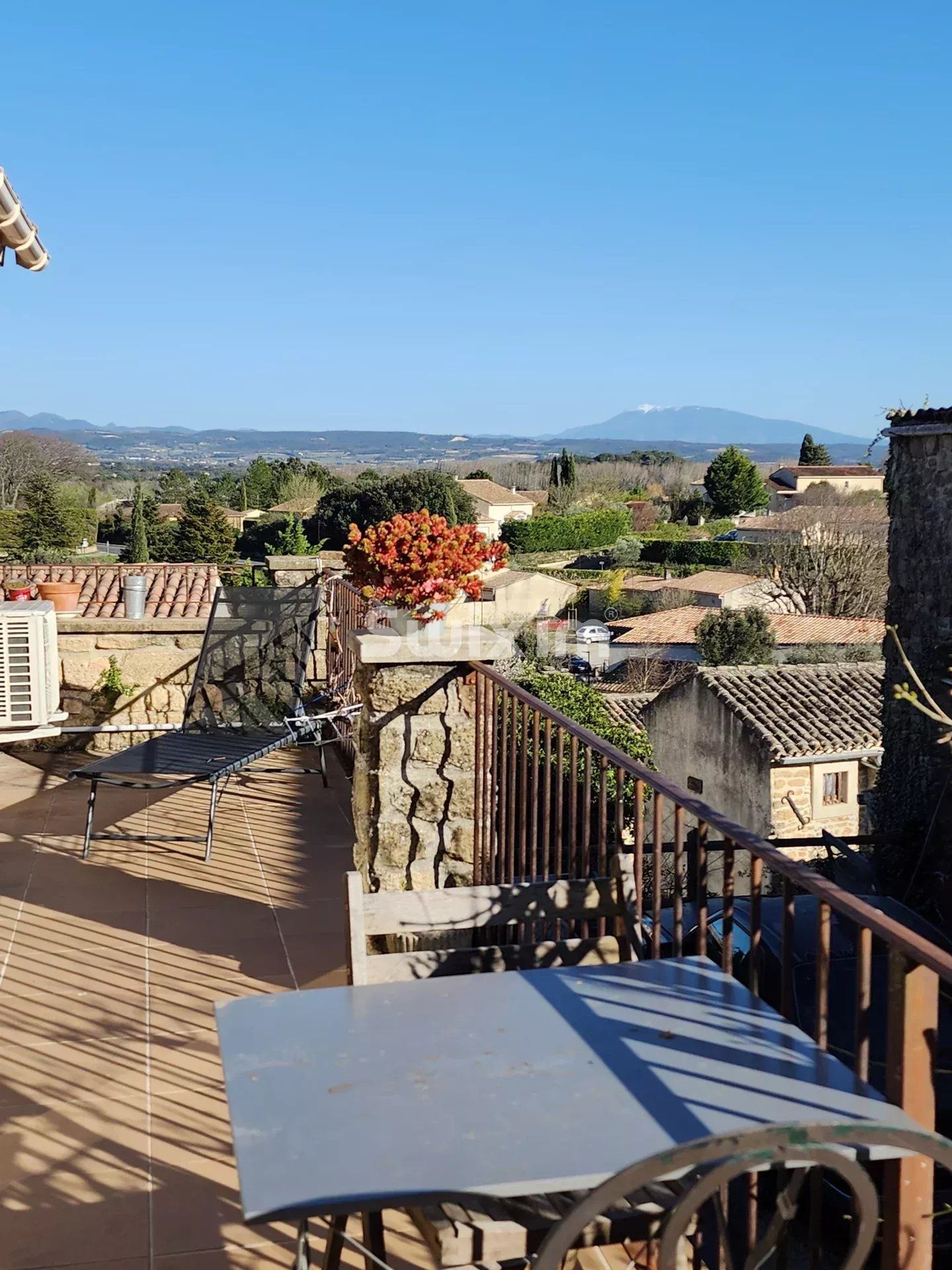 house 2 Rooms for sale on Grignan (26230)