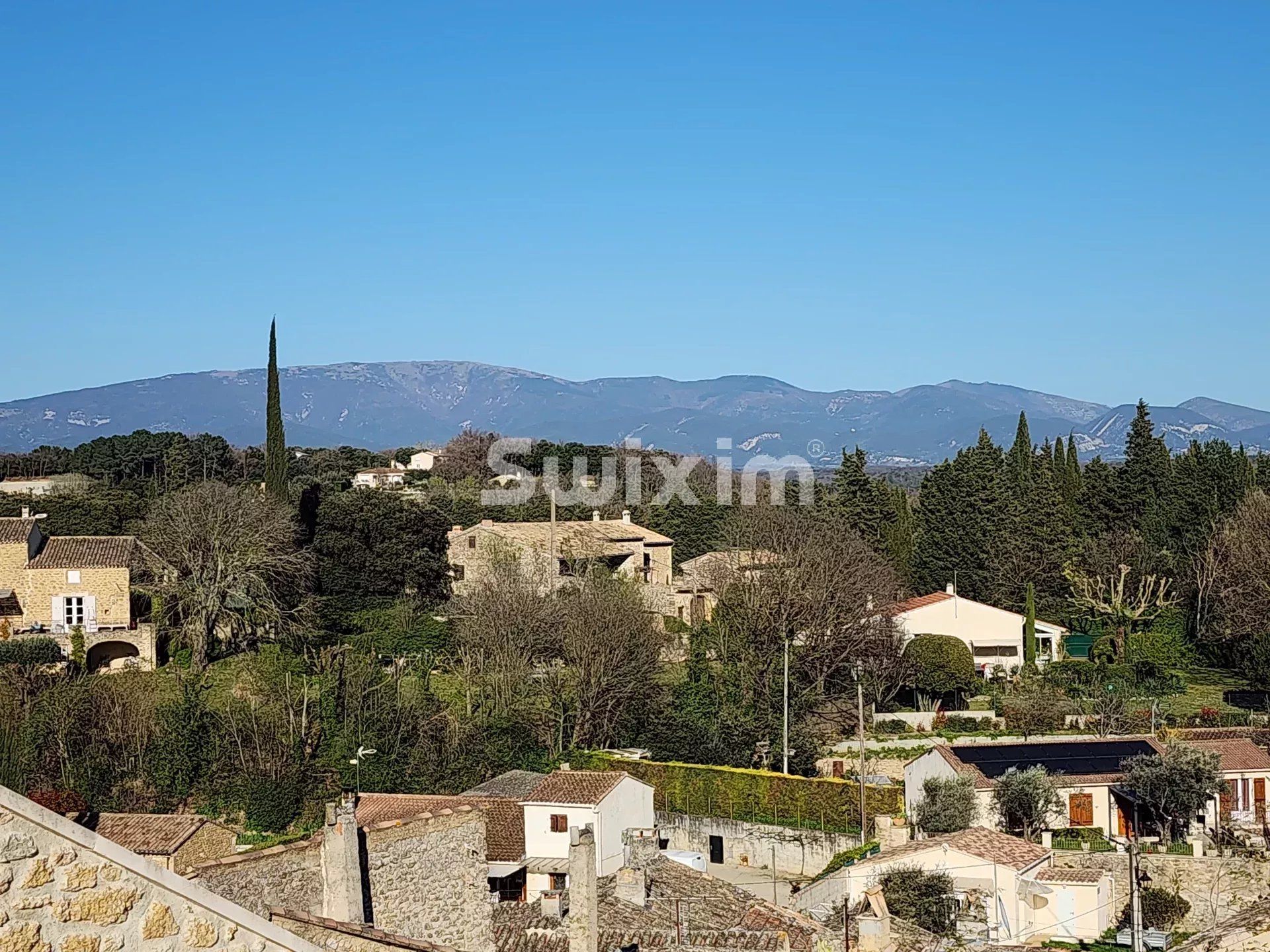 house 2 Rooms for sale on Grignan (26230)
