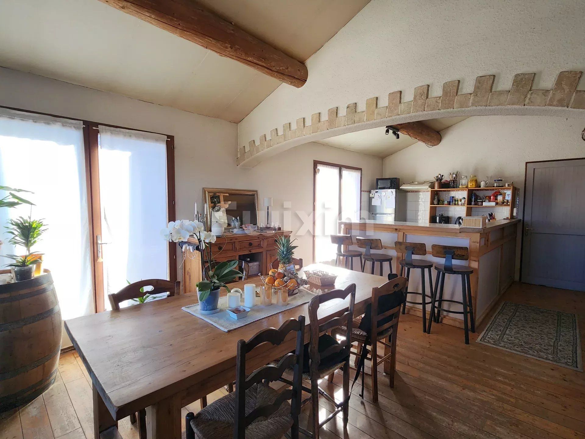 house 2 Rooms for sale on Grignan (26230)